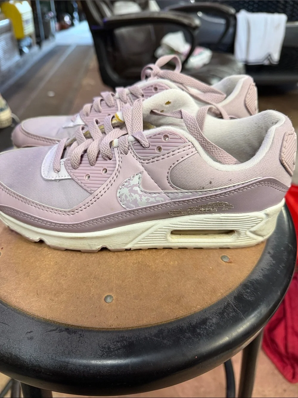 Nike Women's Lavender/Pale Pink Casual Sneakers